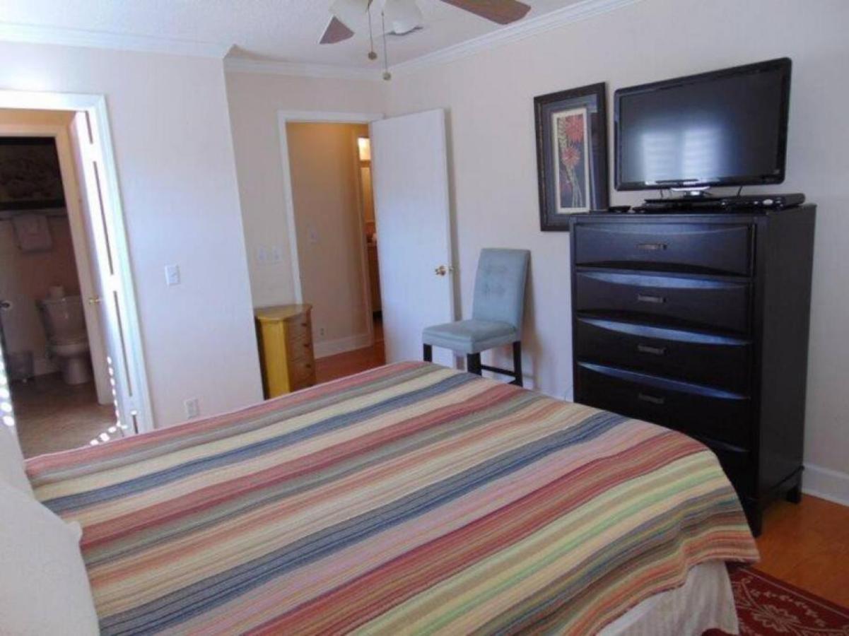 W2 Ocean Walk Resort Upstairs 2 Bed King And Two Twins Next To Back Pool St. Simons Island Екстер'єр фото