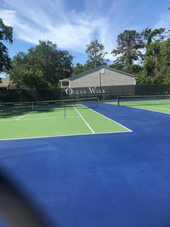 W2 Ocean Walk Resort Upstairs 2 Bed King And Two Twins Next To Back Pool St. Simons Island Екстер'єр фото
